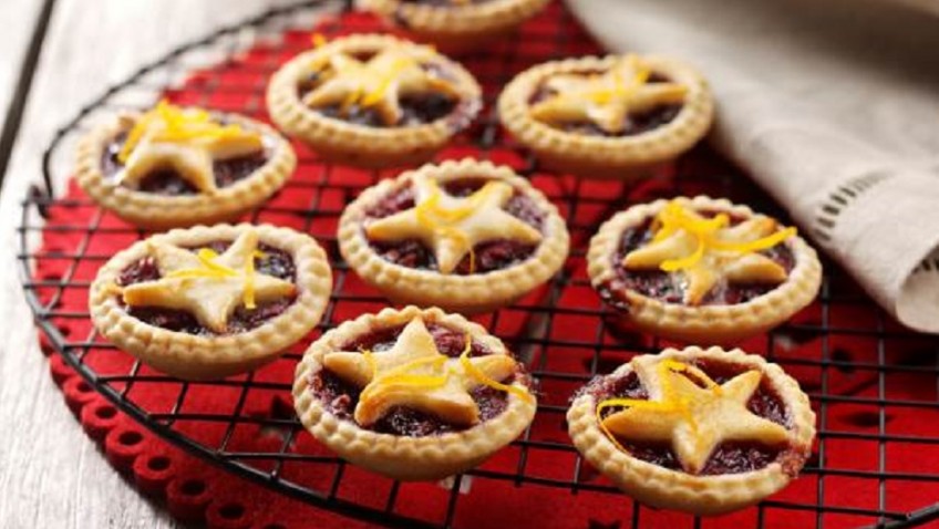 Blackcurrant and Apple Mince Pies