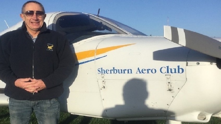 Leeds Pilot back in the skies six weeks after double hip replacement
