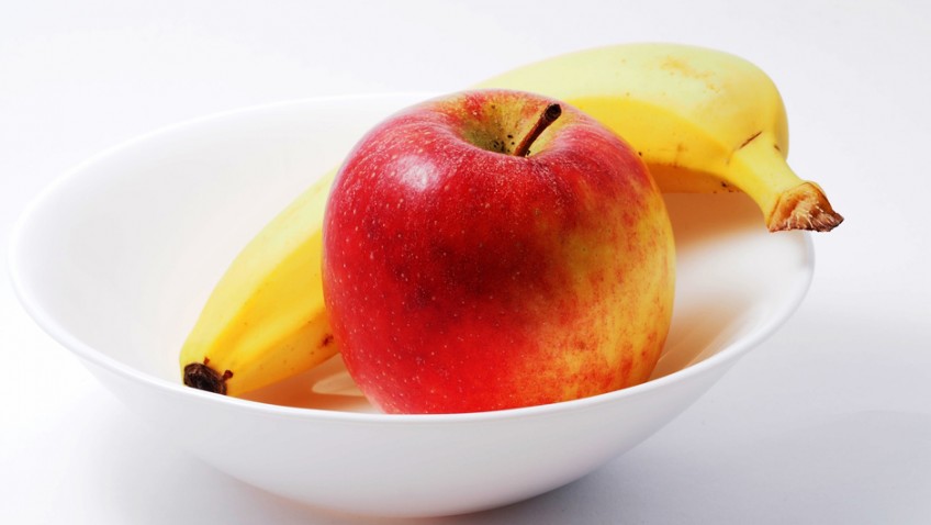 Fresh fruit lowers heart attack risk