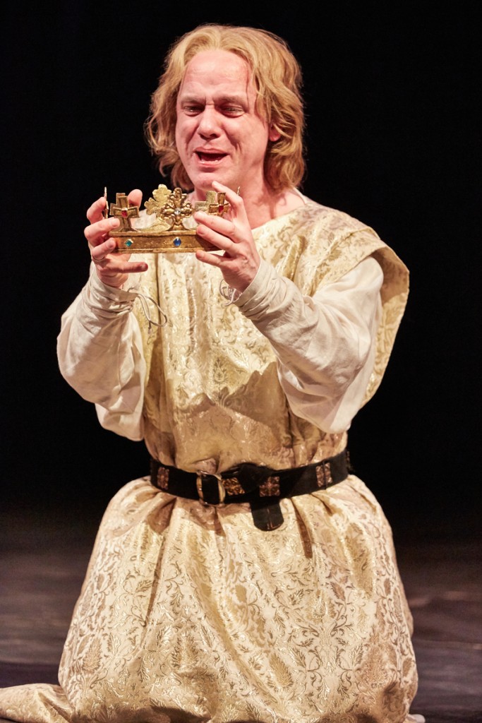 Jamie Ballard (King John). King John at Rose Theatre - Credit Mark Douet