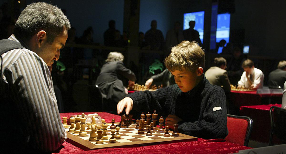 Magnus Carlsen (13) vs Garry Kasparov
