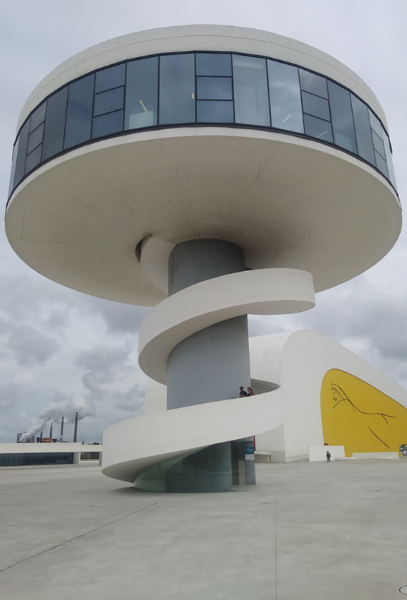 Oscar Niemeyer cultural centre - Aviles