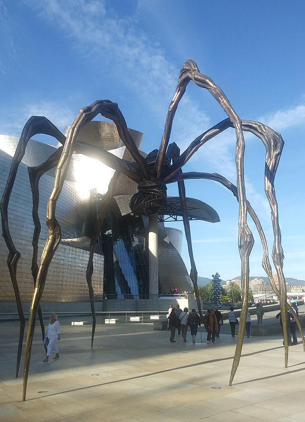 Guardian spider - Guggenheim Museum - Bilbao