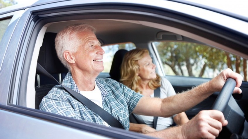 Mature drivers favour checks on over 70s, IAM finds