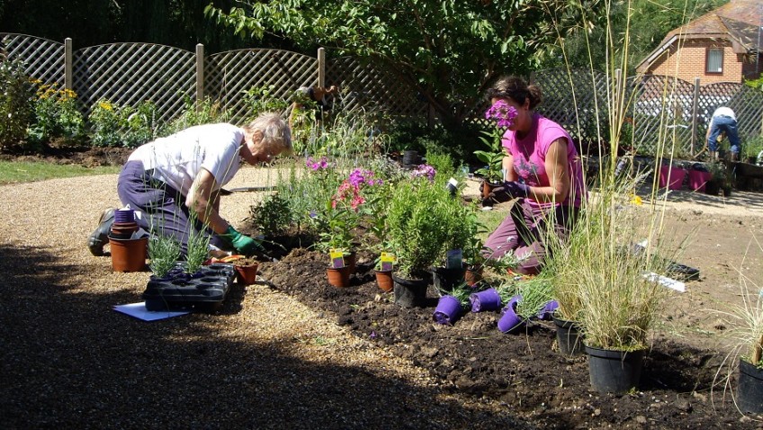 Transforming gardens to support people with dementia
