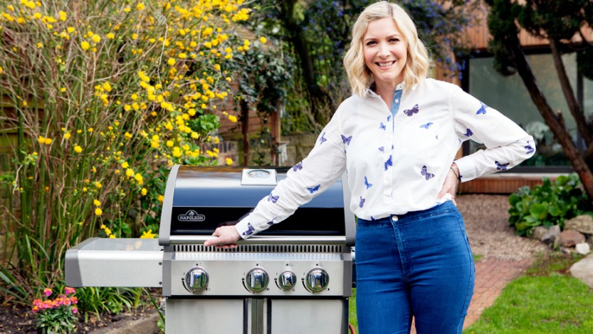 Lisa Faulkner: women should rule the BBQ in summer ‘16