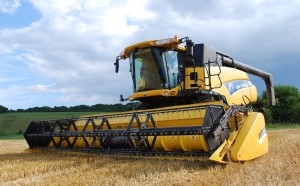 Combine harvester - Free for commercial use No attribution required - Credit Pixabay