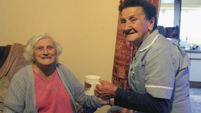 Veteran carer still cycles door to door to look after patients