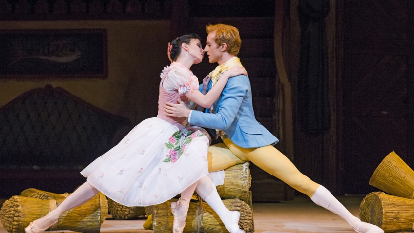 Natalia Osipova and Steven McRae in Frederick Ashton classic