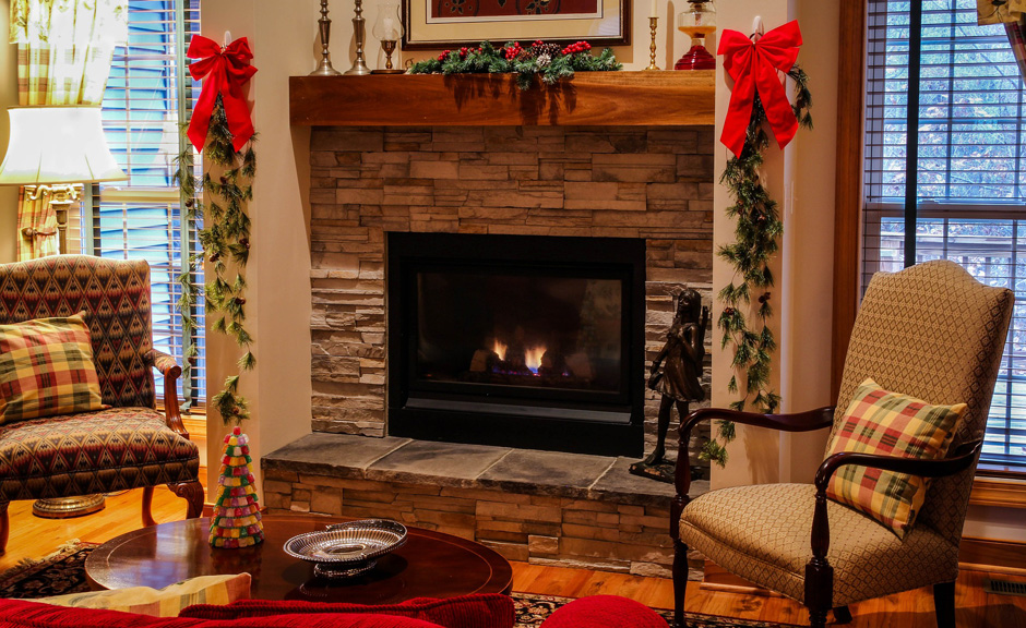 6 ideas warmth for your home with beautiful candle decorations A positive poem to share festive cheer – Alzheimer’s Society - Mature Times