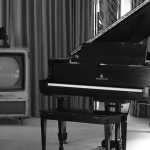 Old TV and piano - Free for commercial use No attribution required - Credit Pixabay