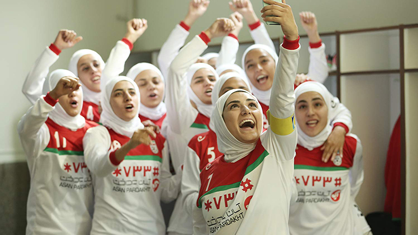 An Iranian football star has met her match in this intense legal drama