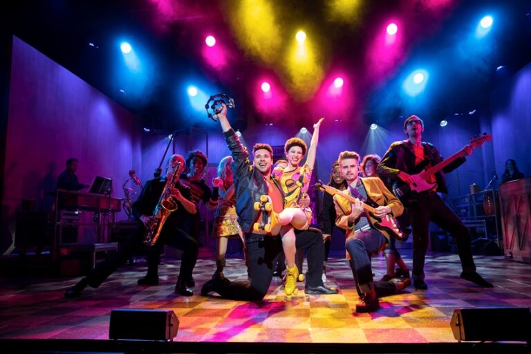 BEAUTIFUL The Carole King Musical SHEFFIELD LYCEUM Sept 6th 2022 Mature Times