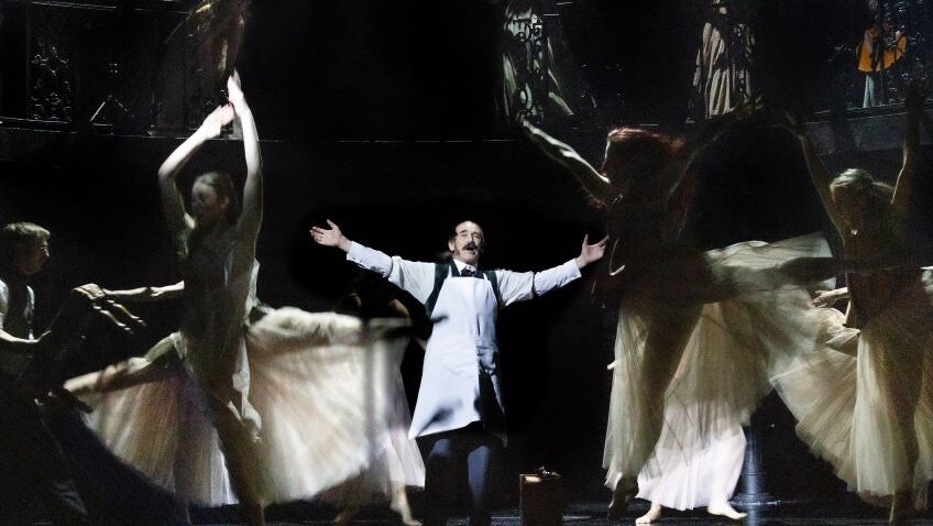 Robert Tanitch reviews Dr Semmelweis at Harold Pinter Theatre, London