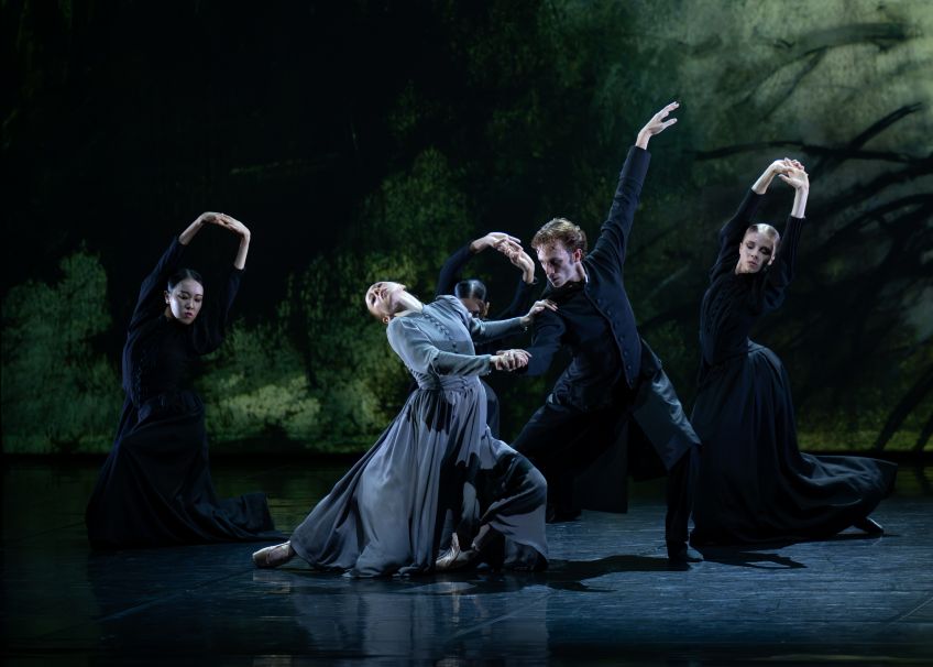 Robert Tanitch reviews London City Ballet in Firebird and Ghost Light at Sadler’s Wells Theatre, London.